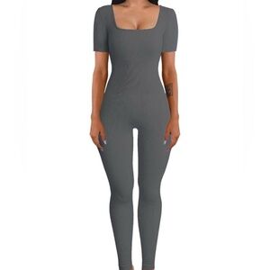New Dark Grey Short Sleeve Ribbed Jumpsuit Workout Unitard Yoga Bodysuit Small